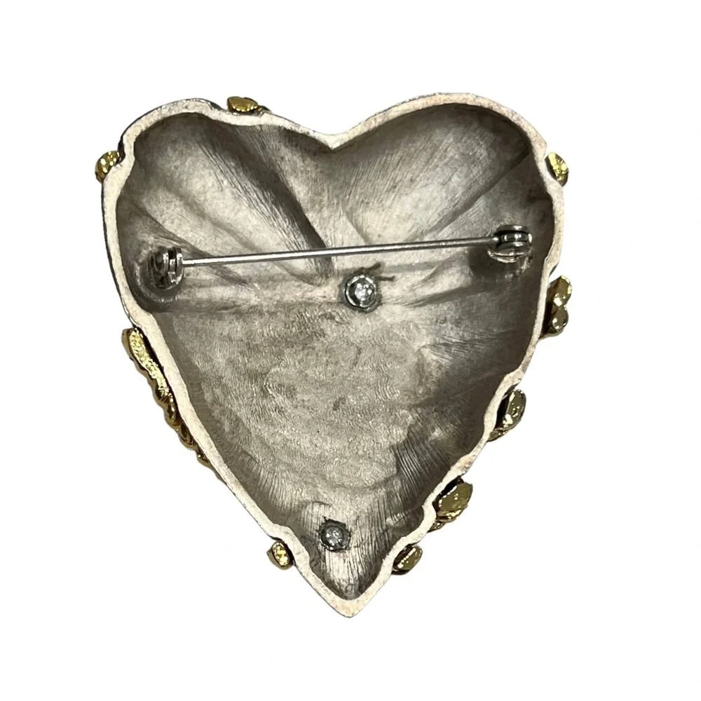 VINTAGE HEART BROOCH IN SILVER TONE WITH GOLD TONE ROPES